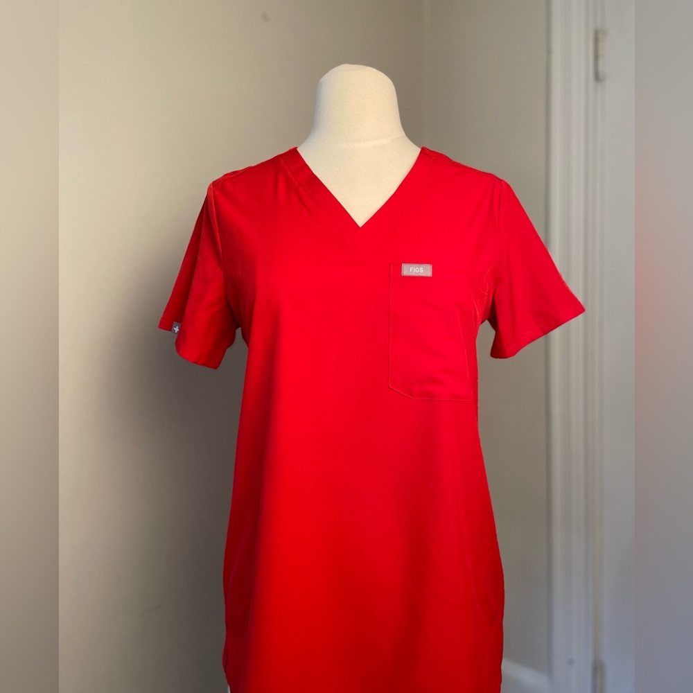 Figs One Pocket Scrub Top